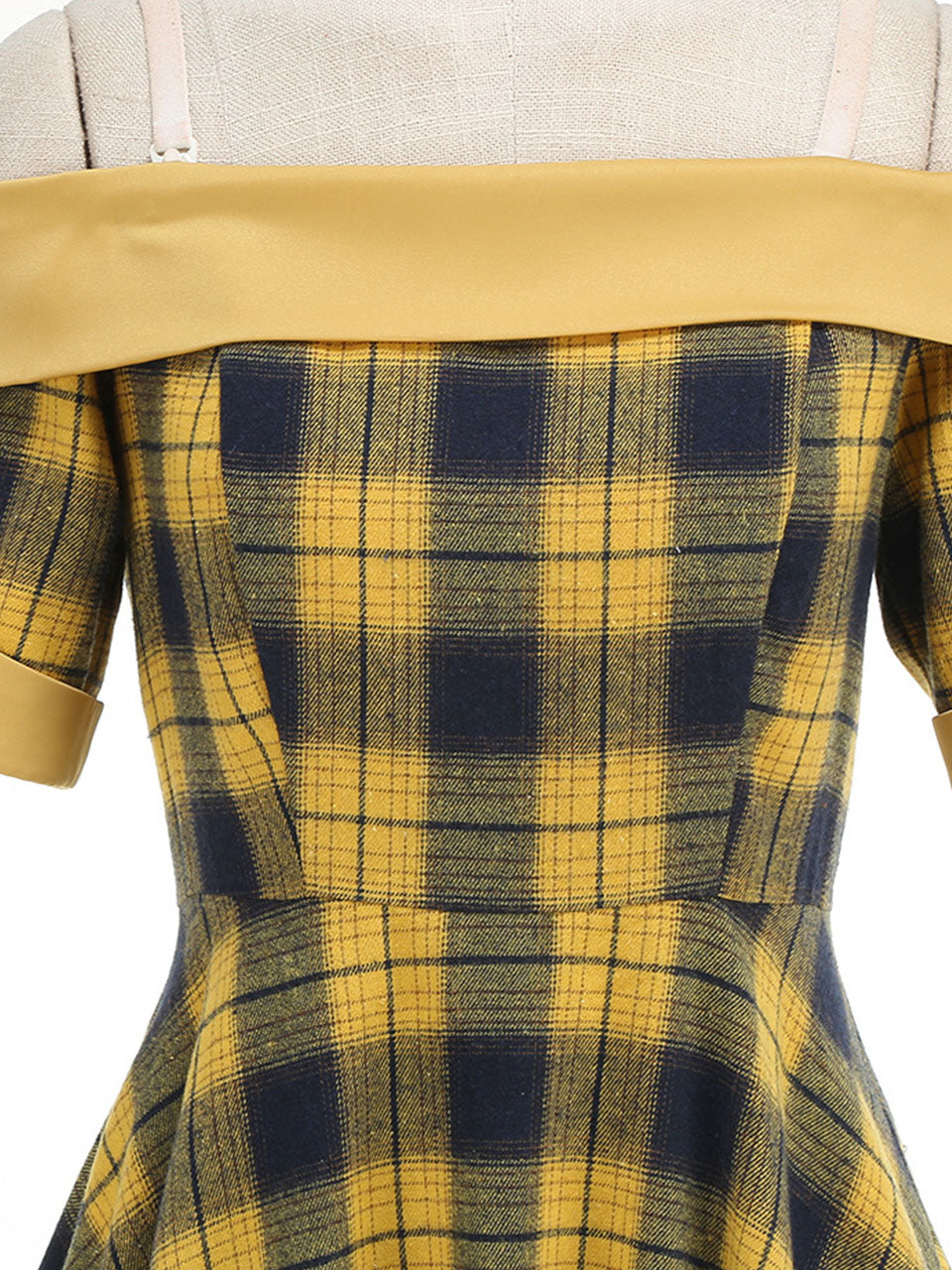 Off the Shoulder 1950s Plaid Vintage Swing Dress